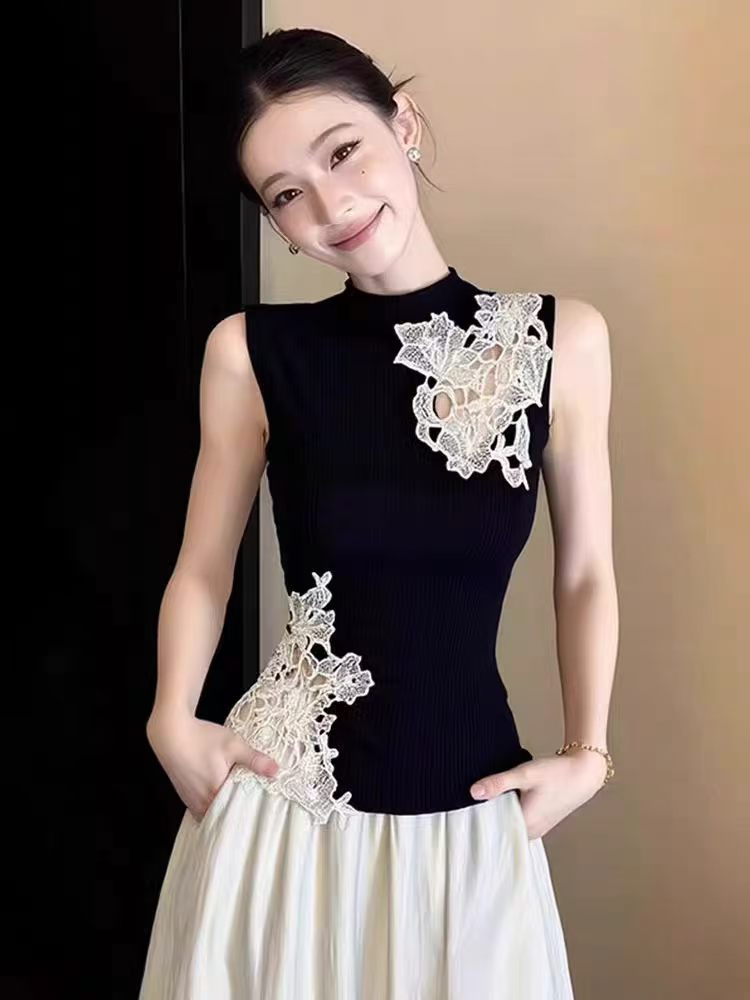 Black Lace Sleeveless Top
