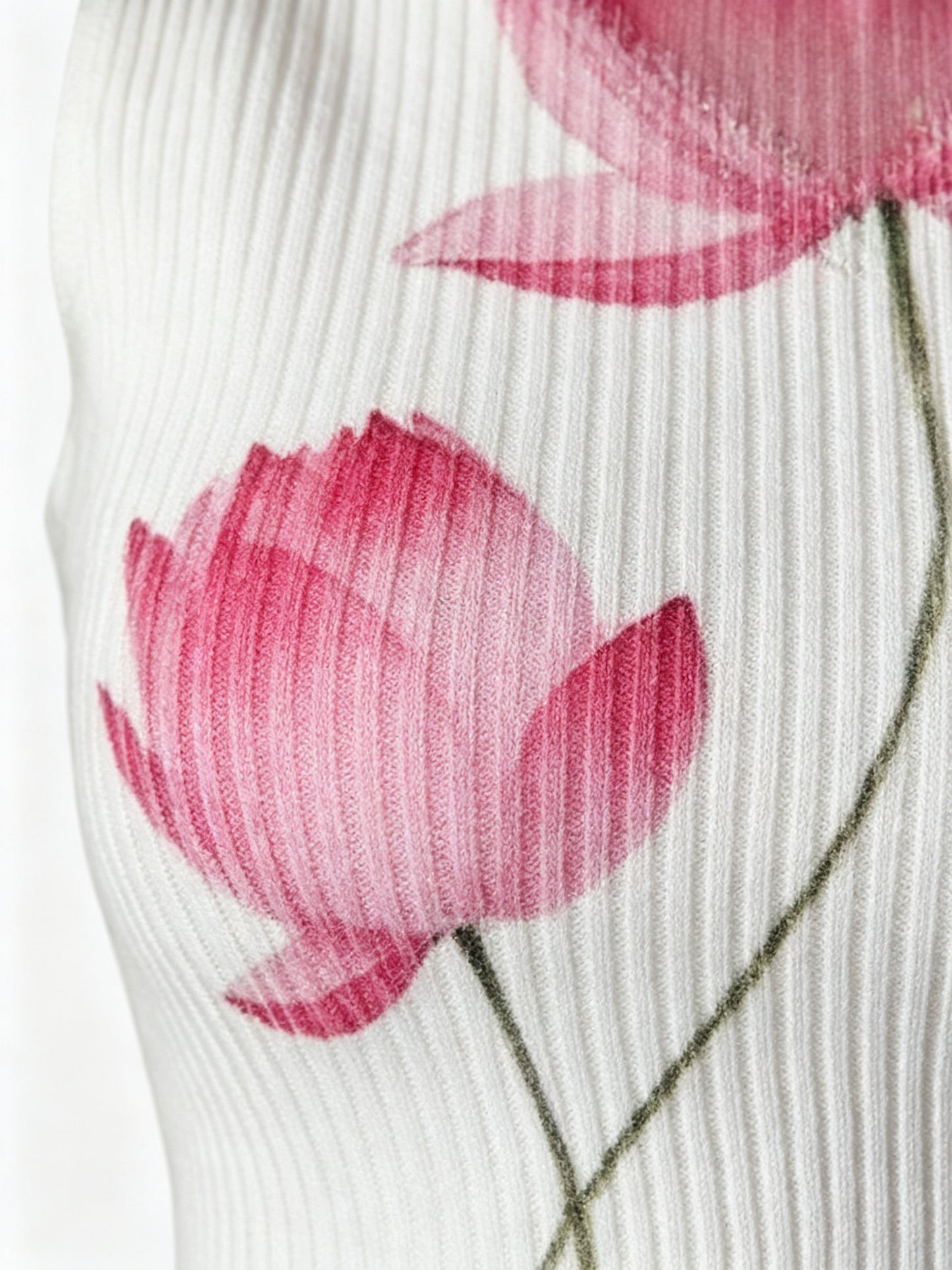 Lotus Print Sleeveless Top